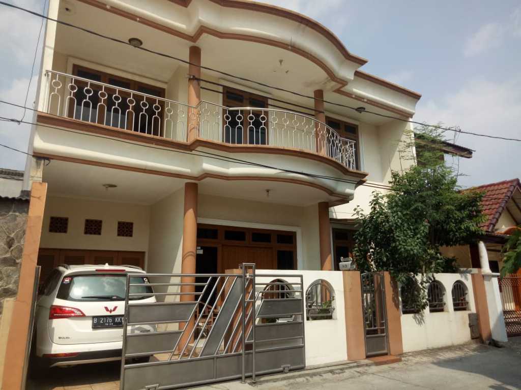 Dijual Rumah Murah 2 Lantai Dalam Perumahan di Kranji Bekasi